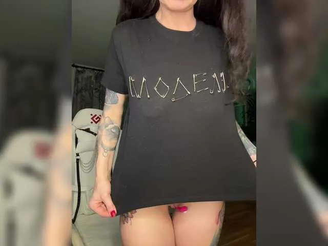 -AnnaMaria- on BongaCams 