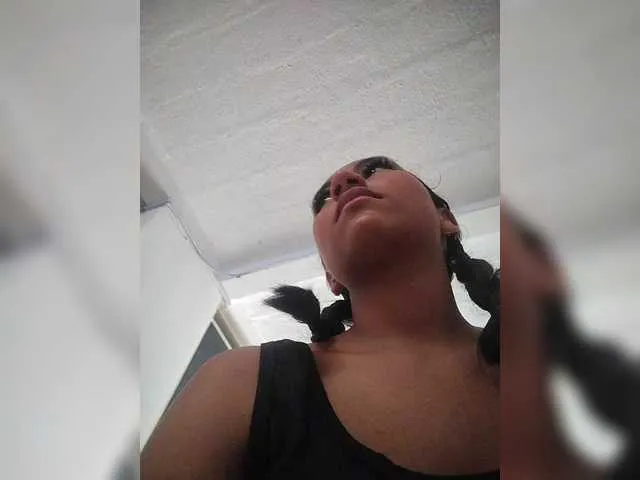 Alahia on BongaCams 