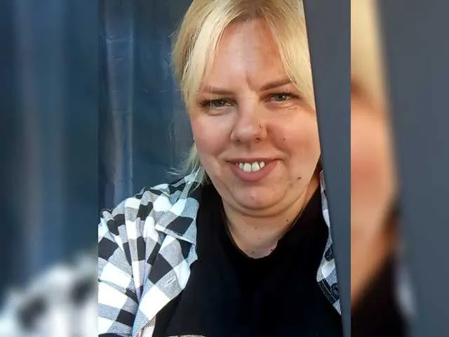 Offline EVA2311 on BongaCams