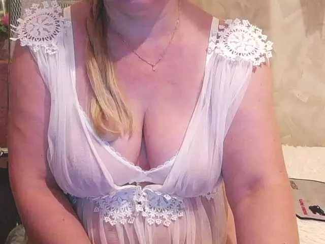 Offline Lady-Erata on BongaCams