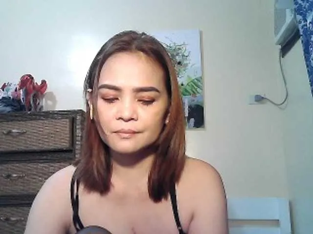 lilymaepinay on BongaCams 