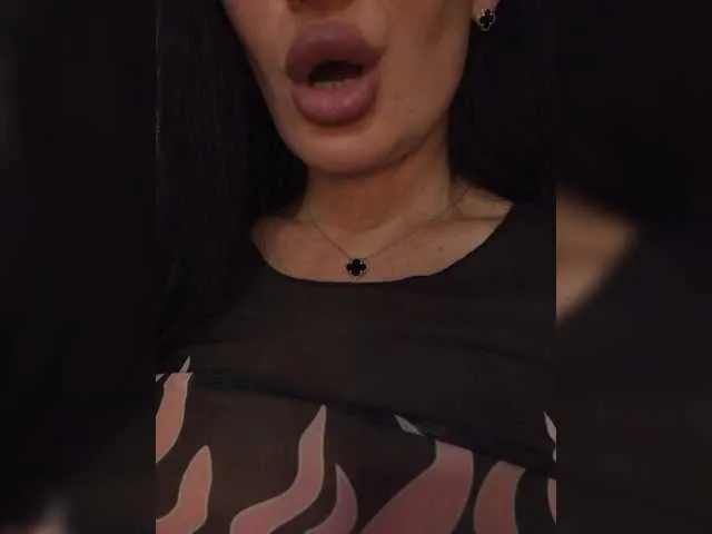 Offline Mikki88K on BongaCams