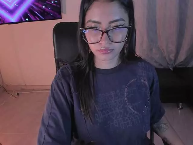 Offline PaulinaBelush on BongaCams