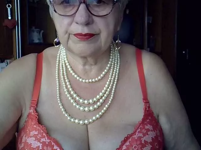 SweetCherry00 on BongaCams 