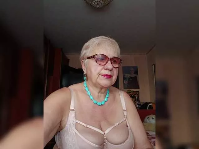 SweetCherry00 on BongaCams 