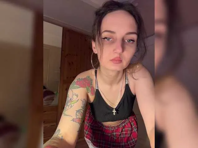 Offline Wow-Eva on BongaCams