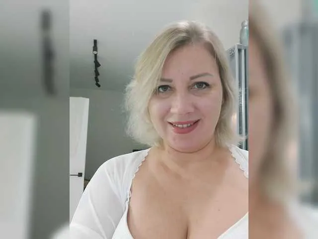 Offline YourWitcher on BongaCams