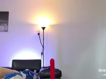 _taylormoon — Current Goal: START FUCKING  at 2000 tokens -- Next Goal: CREAMPIE  -- let's have some fun ;)  #creampie #squirt  #couple #cum #smalltits #bigcock -- help me squirt and get a creampie! #creampie #squi