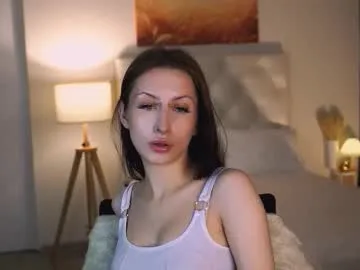 alice_lice —  alice room   who want a cum on my feet?  #bigboobs #couple #feet #mistress #femdom