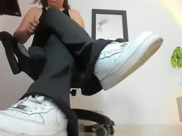 alma_fenix on Chaturbate 