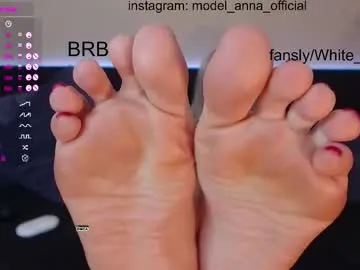 anna_bonbon — Hi :3 - Goal: deep blowjob [210 tokens left] #feet #blonde #anal #natural #squirt