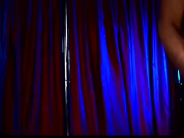 astridvex on Chaturbate