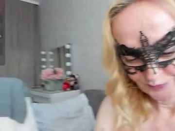 best__angelica — GOAL: I will make a squirt  ! [1186 tokens remaining] Welcome to my room! #new #blonde #lovense #mature #milf