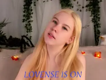 bezuya — GOALPlay with pussy under panties:Holla Guys is here, We have fun let's get Thumbs up are welcome  #18 #new #bigboobs #skinny #young [444 tokens remaining]