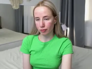 cassie_kelman — GOAL: Play with nipples [120 tokens remaining]  #anal #daddysgirl #smalltits #blonde #squirt