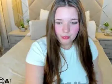 chloee_white — GOAL: Show the nipples [92 tokens remaining] Your angel wants to be punished #bigboobs #milk #anal #natural #bigass