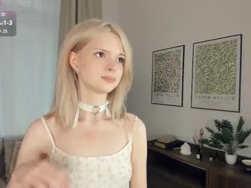 cutebrutality — stroke my pretty bootie with both hands ^.^ heh! I'm Alice...lush is on;) #new #shy #18 #blonde #teen [34 tokens remaining]