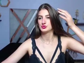 dafne_castro6478 — show tongue [20 tokens left] #dirty #smoke #milf  #arab #blowjob