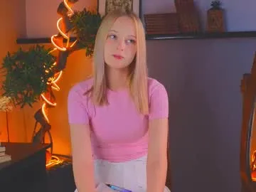 darceyheyd — Goal:  How abour to show you lower part of my boobs?  :) Hello guys im Kami and im #new #shy model on CB lets meet in my first day #skinny #blonde #18 [399 tokens remaining]