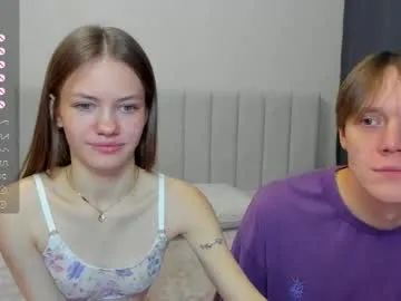 do_dick — topless close up and play tits [55 tokens left] #couple #young #lovense #anal #deepthroat