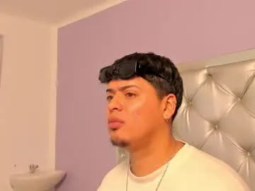 drakenn_ — GOAL: naked [300 tokens remaining] Today in work #master #latino #bigcock #young #muscle