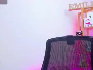 emily_sanderss1 — GOAL: Sensual nude and masturbate for you tokens [233 tokens remaining] LOVENSE LUSH ON//FAN CLUB ON+HOT MEDIA IN #cum #squirt #fuck #Deepthroat