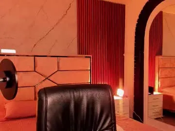 emilyhendrix_ on Chaturbate