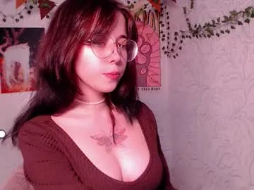 emmae__ on Chaturbate 