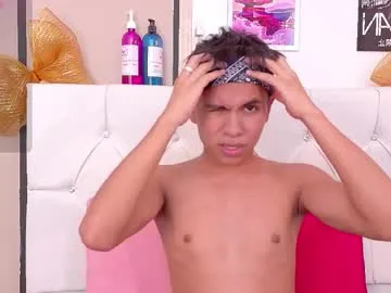 ethan_westt on Chaturbate