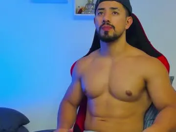 ezzio_scolaro on Chaturbate 