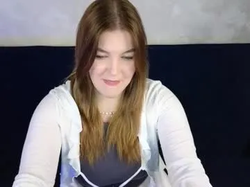 fierykim — show feet close [88 tokens left] Hello everyone, today is my second day, welcome to my room #bigboobs #18 #new #curved #bbw