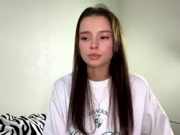 hoaarisa on Chaturbate 