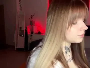 janniekeneipp — GOAL: spank yourself in doggy style baby [25 tokens left] #new #18 #bigass #young #bigtits