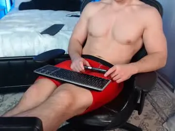 johnnieredd on Chaturbate