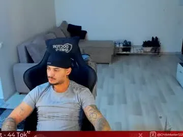 jonnyporn1 — #master  #sph #feet #smoke #cashmaster