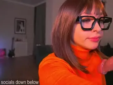 Chaturbate karolinedeep_love is Freechat karolinedeep_love —