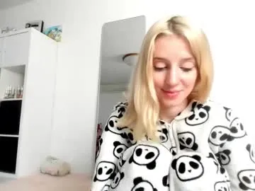 kenziedawton — Kenziedawton's room #bigboobs #natural #skinny #squirt #lovense