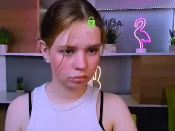 keuli_li — GOAL: breasts in a bra [408 tokens remaining] Welcome to my room! #shy #cute #nonude #18 #new