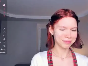 kity_paw — GOAL: Hi Hi Have a good day (Kiss) [5 tokens remaining] Hi, I'm Eva --- welcome to my pleasure corner, let's make this night hot  #bigboobs #18 #teen #new #feet