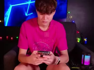 kotkasarvoo on Chaturbate 
