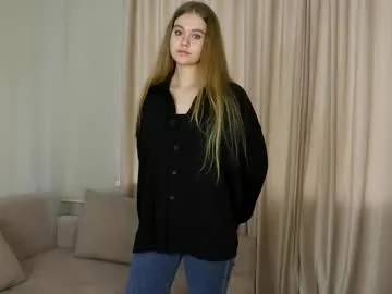 leecapella — Goal:   Lick my lips close to cam #18 Hello>< Its my first day here.... #new a little bit nervos lol :)) #shy  #skinny #teen # [40 tokens remaining]