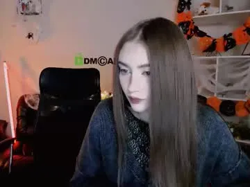 lissa_night — GOAL: control lash 1 min [70 tokens remaining] Welcome to my room! #shy #nonude #young #pvt #tease