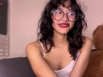 lovely_allys on Chaturbate