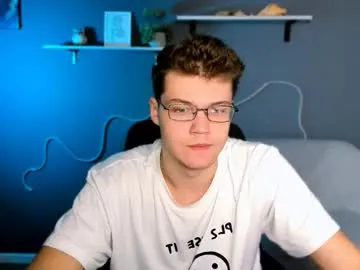 lucas_long_ — GOAL: make me smail [10 tokens remaining] Welcome to my room!I'd be glad to meet you #gay #bigdick #glasses #feet #young