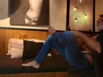 lukecrews on Chaturbate