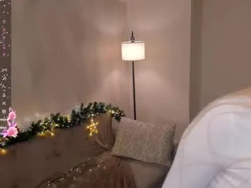 mikaelataron on Chaturbate