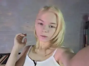 millaholt on Chaturbate 