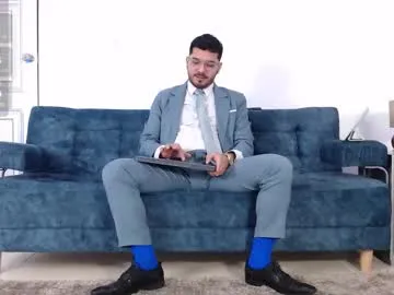 samuelcoopper — get naked and get hard cock   [152 tokens left] I was waiting for you, let's have fun  / follow me@samuel_coopper25  #lovense #bulge #socks #cock #feets
