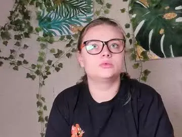 seductive_she_wolf — Goal: rubbing pussy on dick #bbw #lovense #bigass  #smalltits #chubby  - Next Goal: tit massage