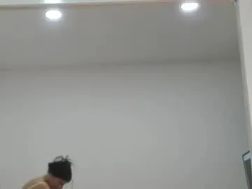 skinnygirl_28 on Chaturbate